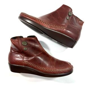 SAS Jade Leather Wedge Bootie Brown Size 8 WW